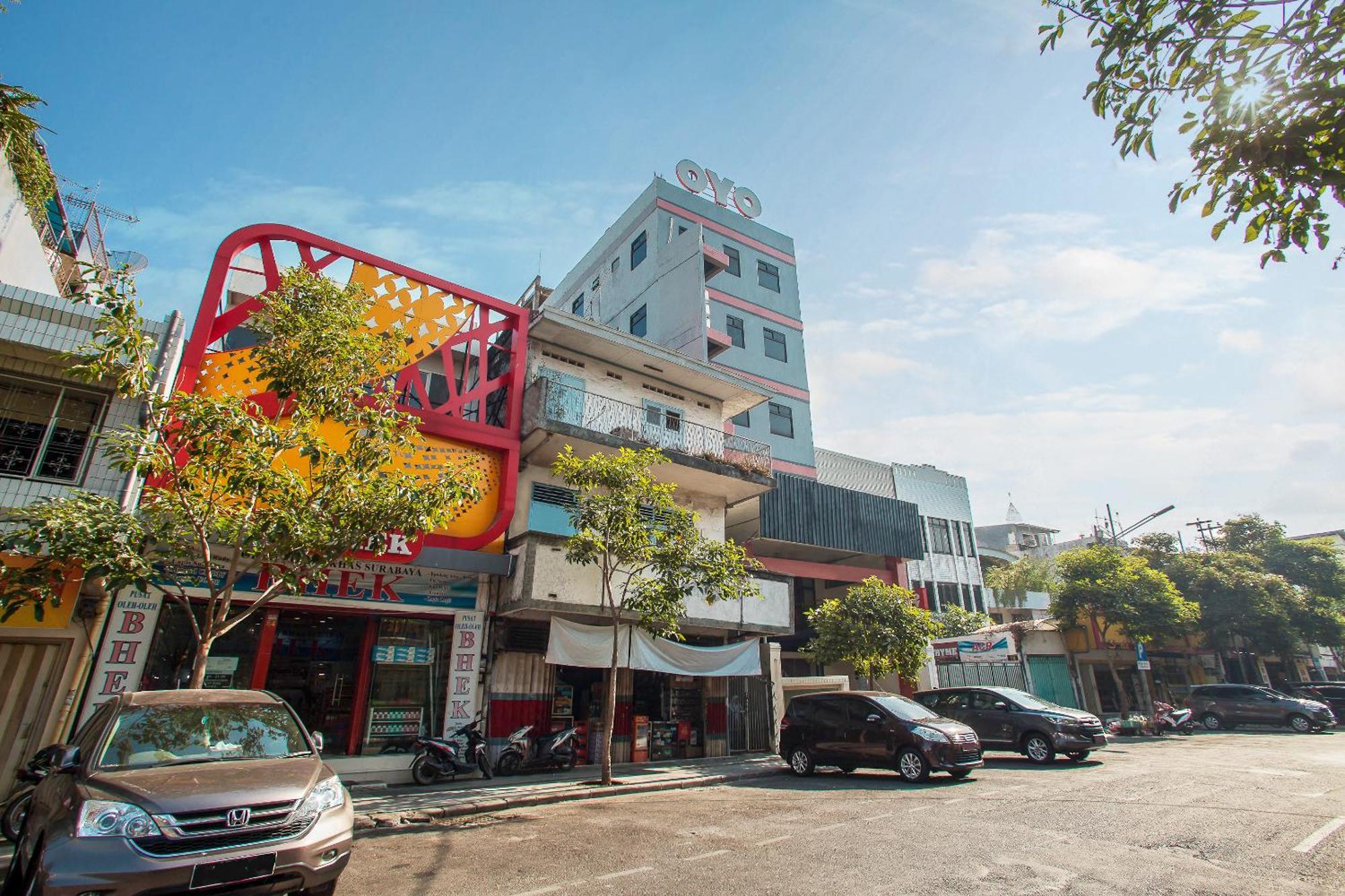 Hotel O Genteng Near Genteng Market Formerly Uno Hotel Сурабая Екстер'єр фото